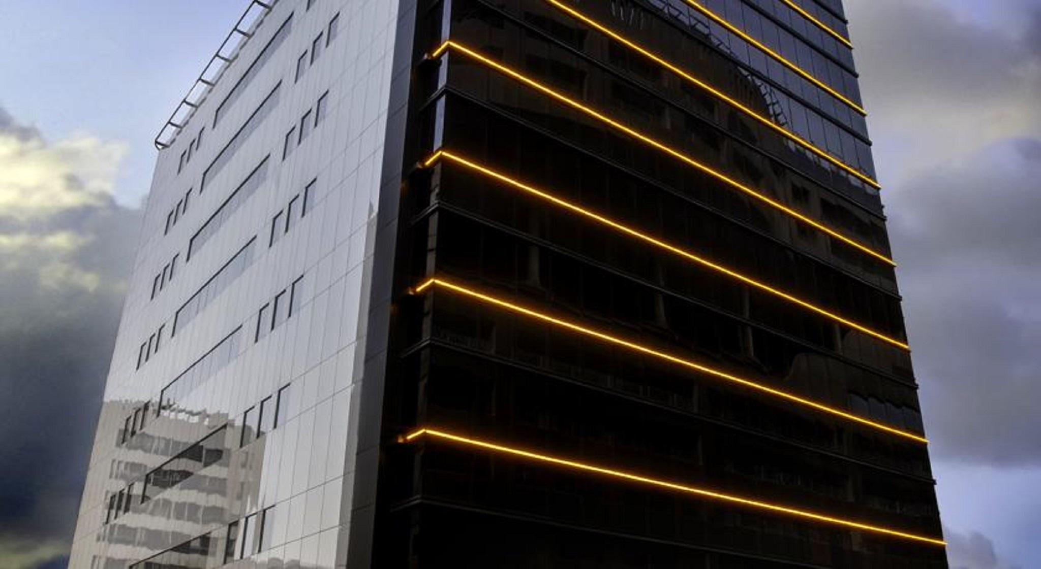 דובאי Al Sarab Hotel מראה חיצוני תמונה