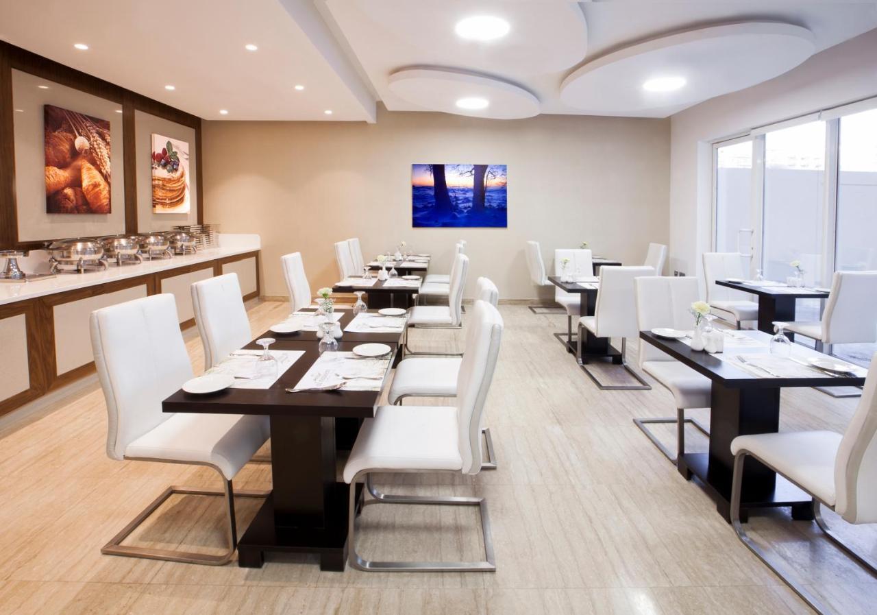 דובאי Al Sarab Hotel מראה חיצוני תמונה