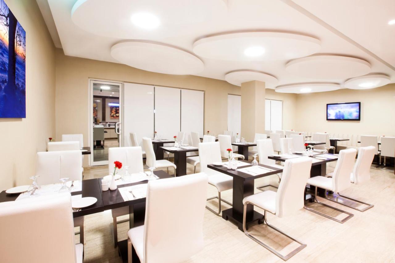 דובאי Al Sarab Hotel מראה חיצוני תמונה