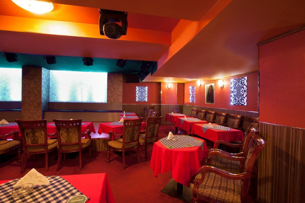 דובאי Al Sarab Hotel מראה חיצוני תמונה
